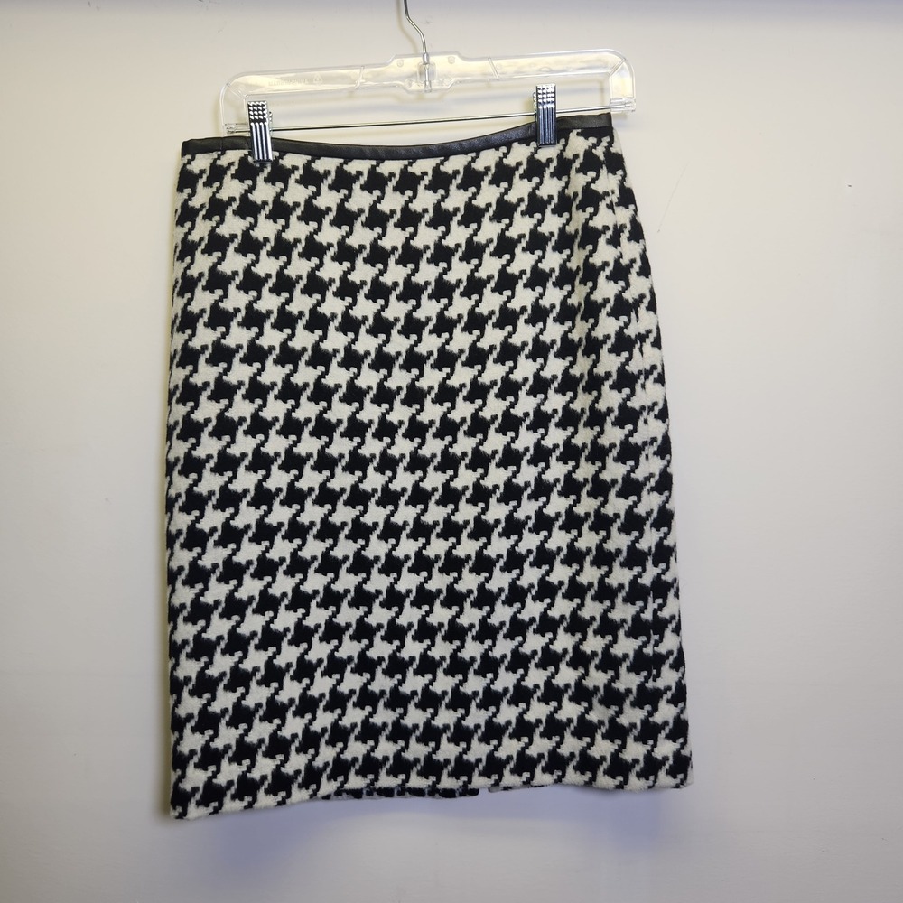 Talbots Wool Blend Houndstooth Pencil Skirt Size 4 Lined Faux Leather Trim Zip
